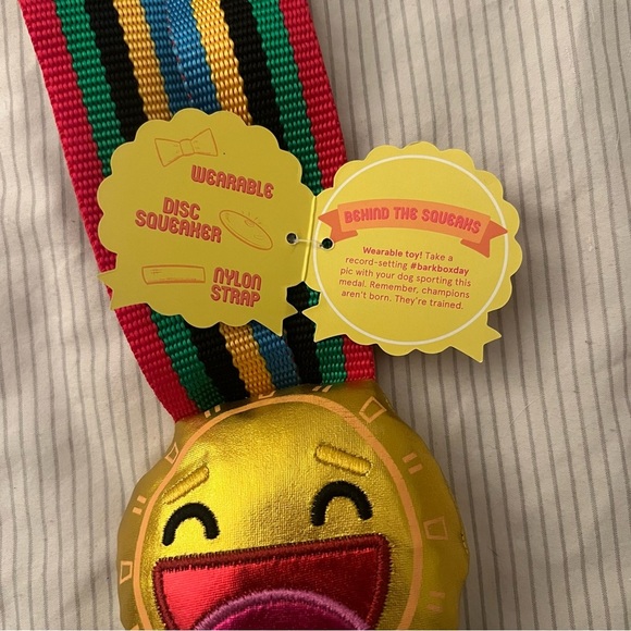 NWT Bark Box Retrieve The Gold Toy - Picture 6 of 7